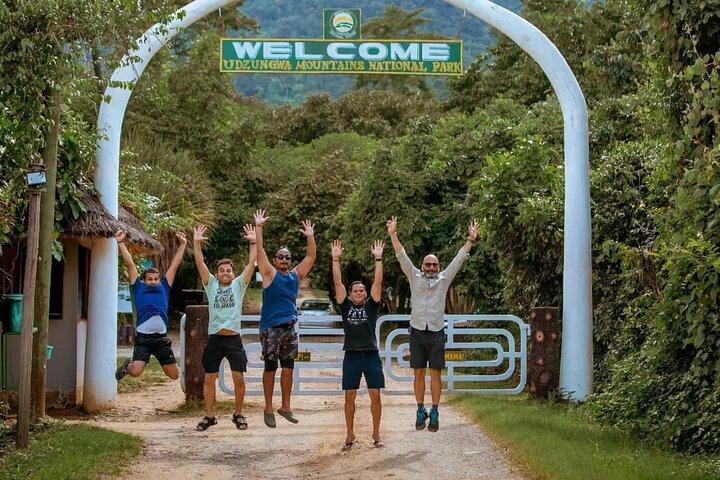 3 - Day Safari : Mikumi, Udzungwa NP & Maasai Boma (SGR naar Morogoro)