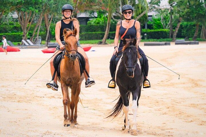 Strand-Reitabenteuer in Phuket