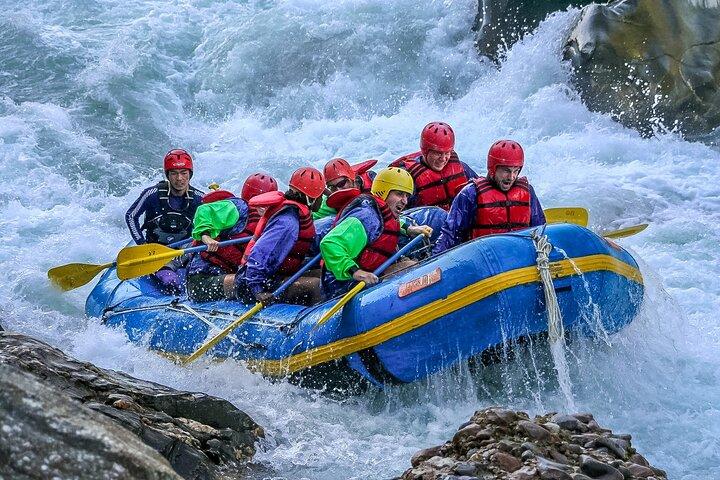 Aventura real que desafía al rafting en el río Kali Gandaki