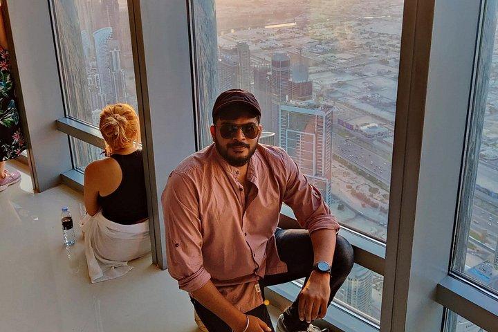 Burj Khalifa & Sky Views Dubai Tour mit Transfers