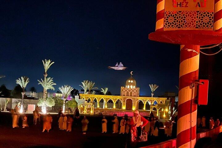 Cena e spettacolo marocchini al ristorante Fantasia di Marrakech