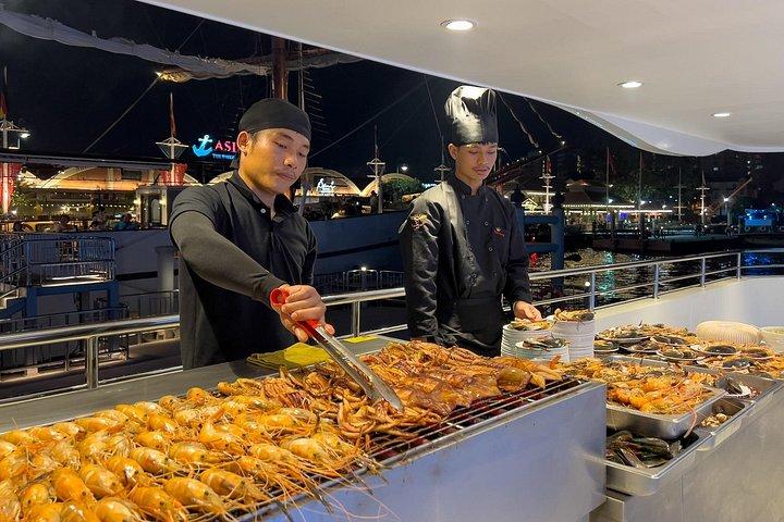 Bangkok The Planet Dinner Cruise mit Meeresfrüchtebuffet