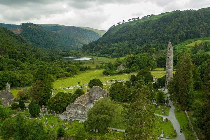 Passeio a pé na Irlanda Segredos escondidos de Glendalough e Valleys