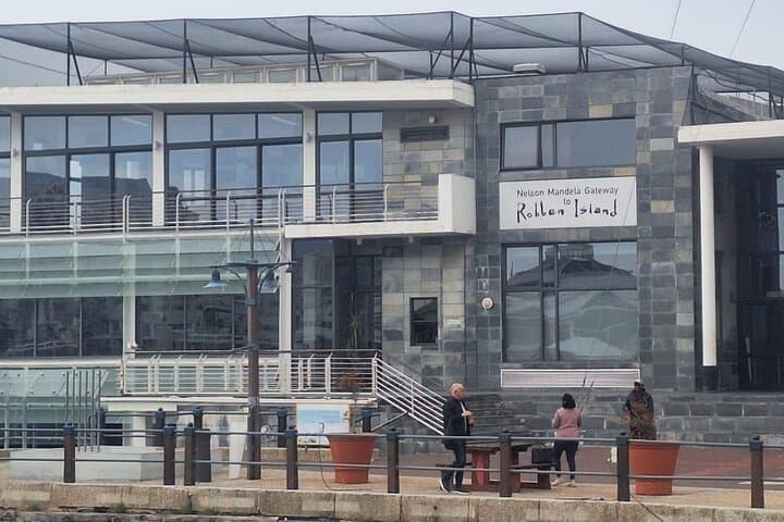 Robben Island Tour with Return Transportation from Cape Town