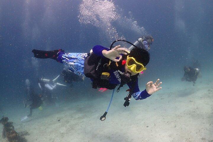 Kata Beach Diving para principiantes Entrenamiento en piscina y 1 buceo en la playa