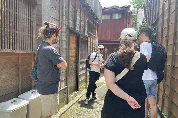 Excursion privée au départ du port de Kanazawa / Véhicule privé