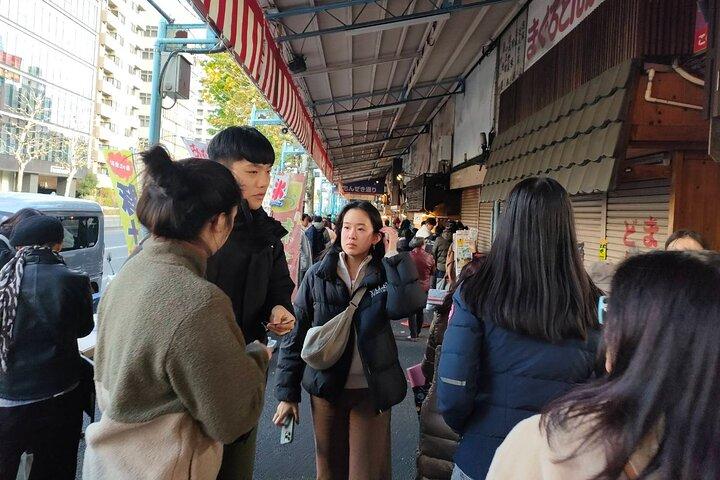 地元の専門家と一緒に銀座の最高のグルメスポットを発見