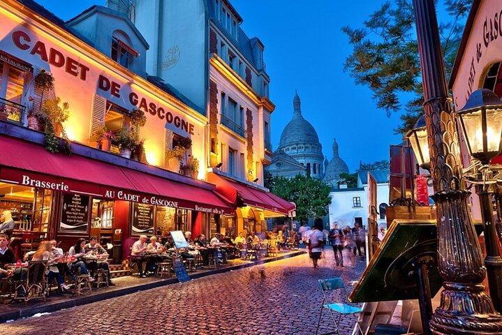 PARIS: Moulin Rouge og Montmartre gåtur SEMI-PRIVATE