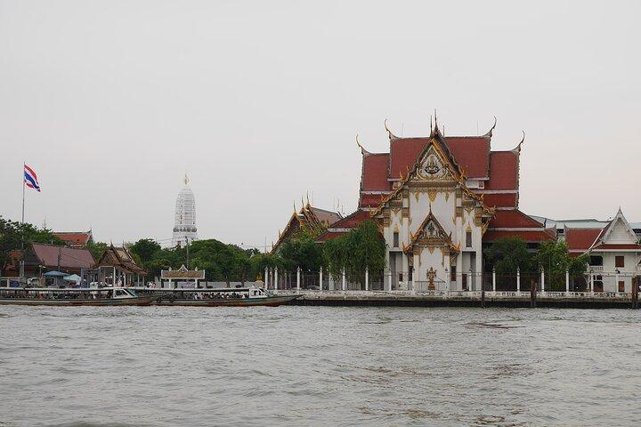 Carro privado de Bangkok e motorista com rota personalizada