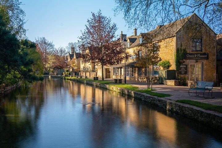 Cotswolds Hidden Gems Private Luxury Local Guide Tour au départ de Londres
