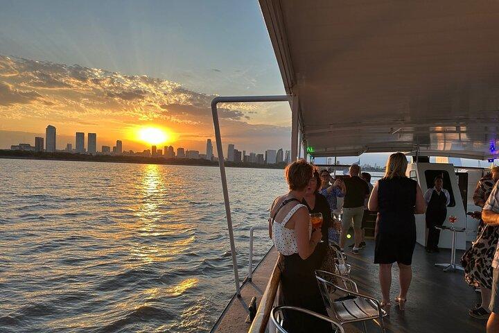 Sunset Río de la Plata e Open Bar