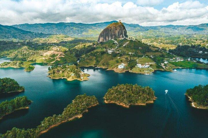 Guatape Private Tour. Farm, Boat Ride, La Piedra and more...