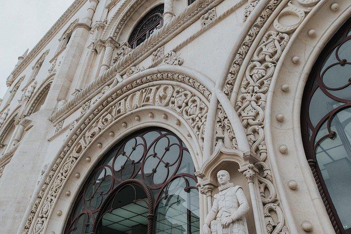 Excursion to Sintra and Quinta da Regaleira by train from Lisbon