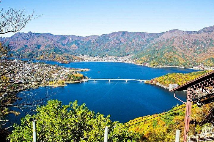 富士山日帰りツアー：河口湖ロープウェイ、抹茶、忍野八海
