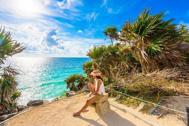 Tulum and 2 cenotes from Riviera Maya in half a day