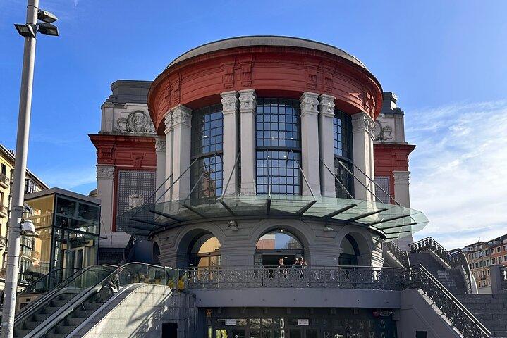 ビルバオ旧市街の宝探しと観光スポットのセルフガイドツアー