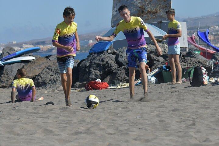 Camp de surf pour vacances pour enfants