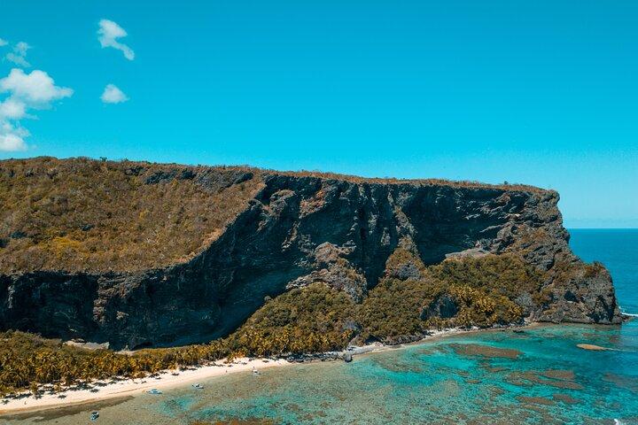 Praia Frontón de Samaná saindo de Santo Domingo