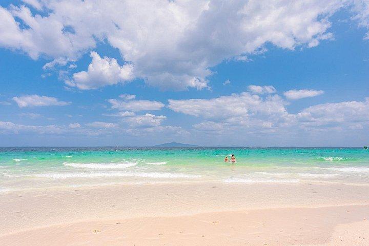 Phi Phi & Bamboo Island Full Day Tour by Premium Speed-Catamaran