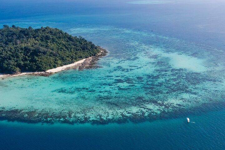 Phi Phi & Bamboo Island Full Day Tour by Premium Speed-Catamaran