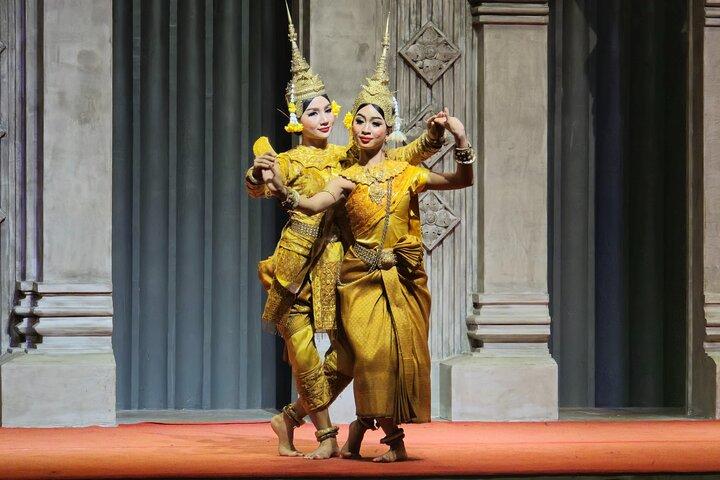 Apsara Dance Performance - Include cena a buffet e prelievo dall'hotel