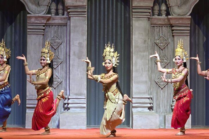Apsara Dance Performance - Include cena a buffet e prelievo dall'hotel