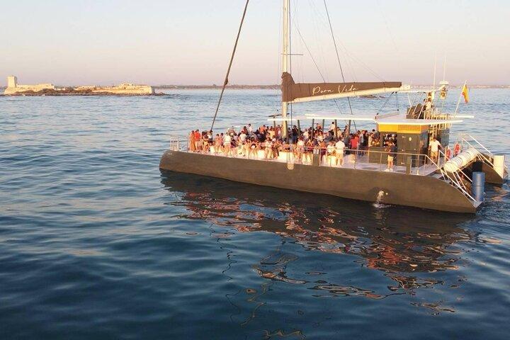 Navegação Trimilenária em Catamarã em Cádiz