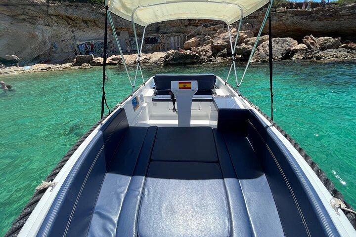 Bådeventyr uden licens i San Antonio Ibiza