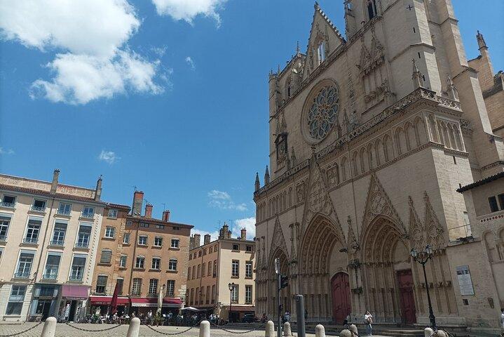 Tour privé de Lyon avec un guide officiel