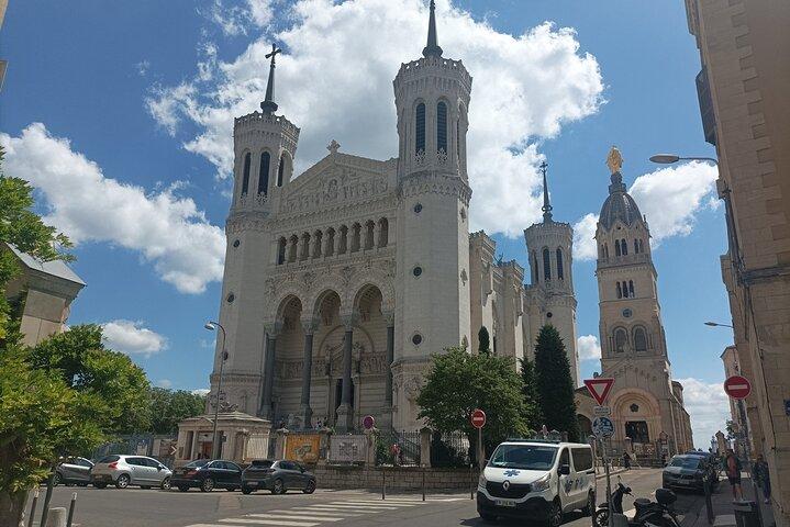 Tour privé de Lyon avec un guide officiel