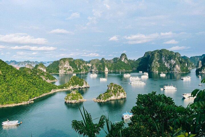 Pakettur för 2 dagar och 1 natt: Lyxkryssning i Ninh Binh och Halong Bay