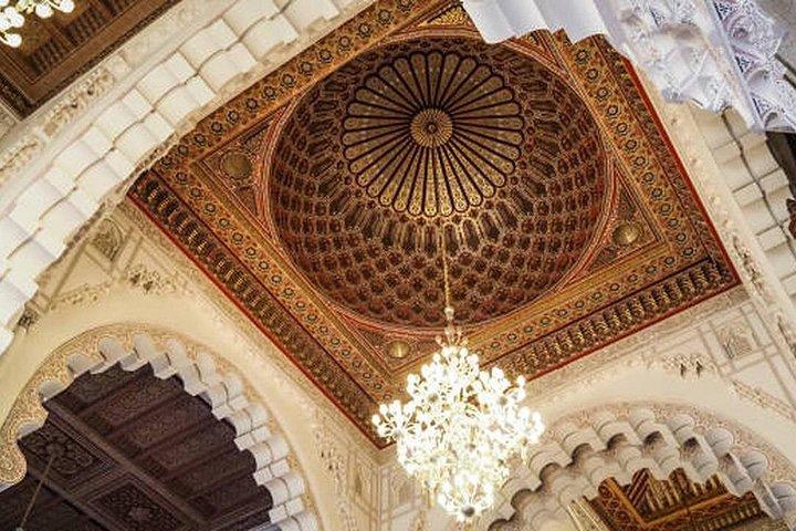 Casablanca city tour accompanied by a professional guide & driver