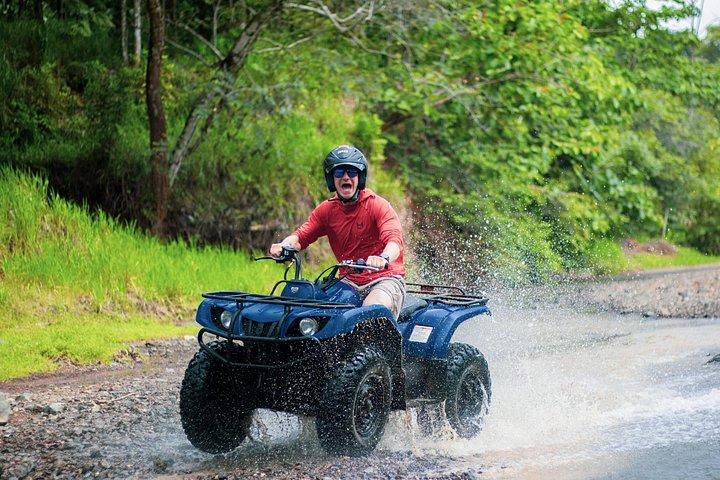 サンノゼ発：ジップライン、ATV、サーフィン、チョコレートツアー