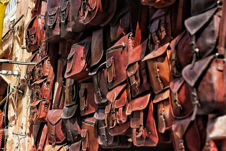 Jaipur Private Shopping Tour with Pickup
