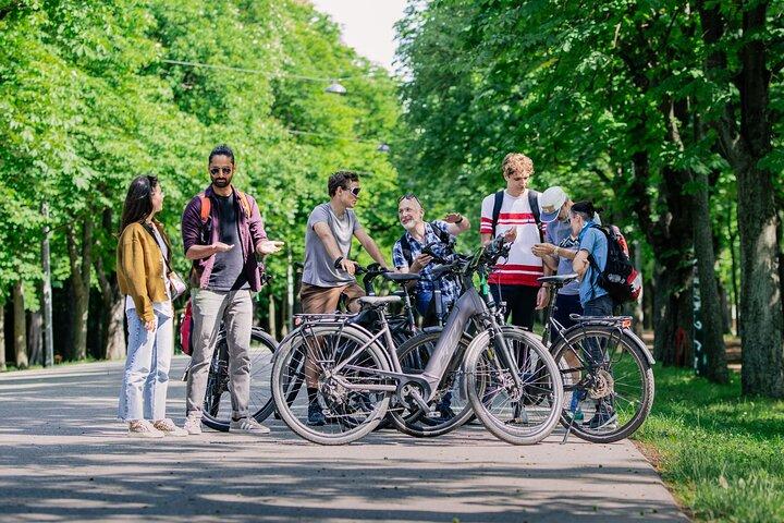 Wiener Kleingruppen-E-Bike-Tour