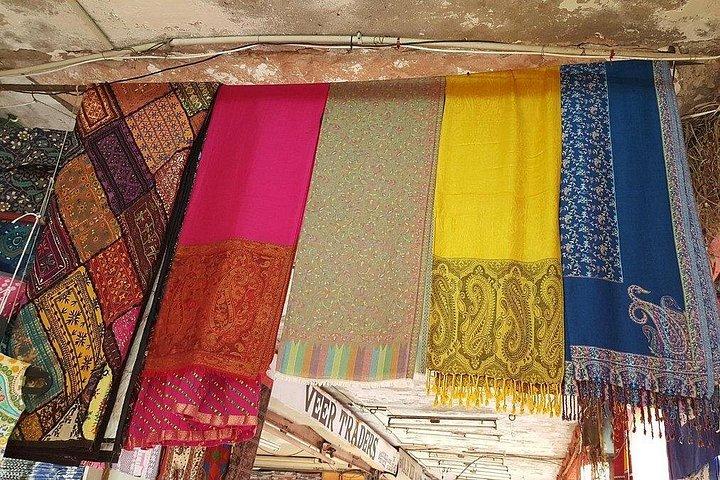Jaipur Private Shopping Tour with Pickup