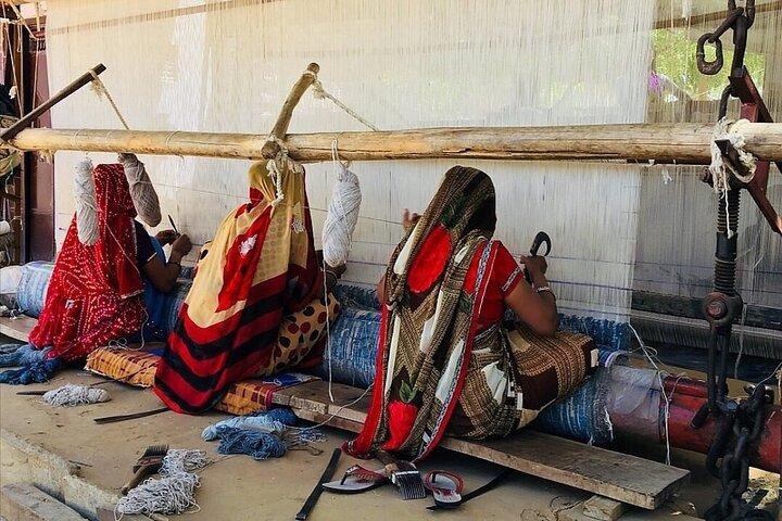 Jaipur Private Shopping Tour with Pickup