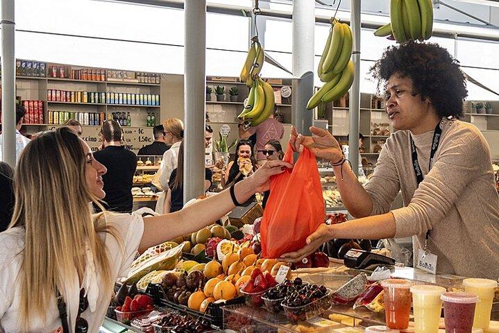 Chef-geleide Porto-markttour en Portugese tapasles met wijn