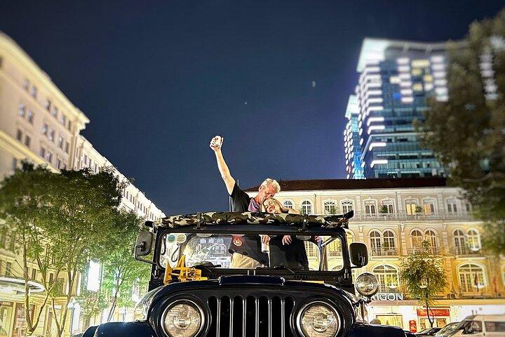 Saigon US Army Jeep Tours: História, cultura e comida de rua