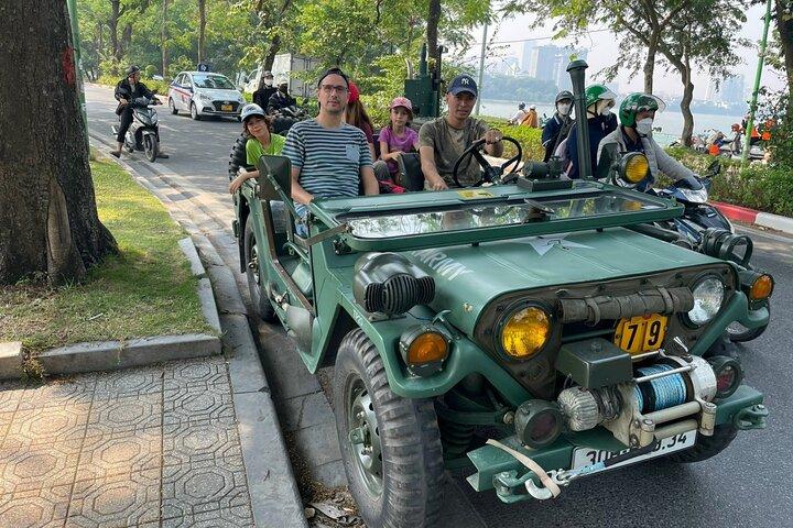 Saigon US Army Jeep Tours: História, cultura e comida de rua