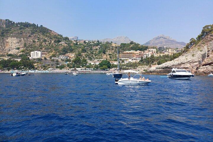 Messina Tour Taormina, Isola Bella beach with cannoli o granita