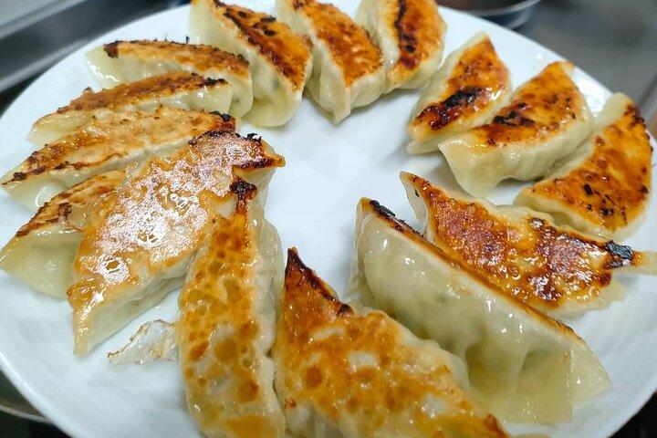 プロのシェフによる東京少人数制ラーメン、餃子、抹茶教室