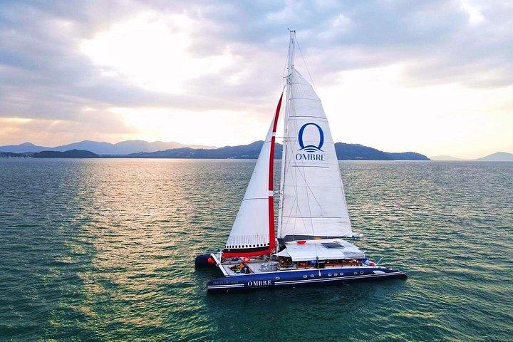 Cruzeiro de Festa Luxuoso de Dia Inteiro em Phuket para Banana Beach, Promthep Cape