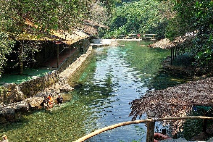 Tour privato da Hue a Hoi An in Jeep tramite Hai Van Pass o Vice Versa