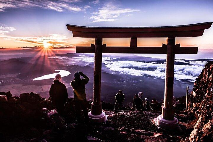 東京・富士山プライベート英語ガイド付き日帰りツアー
