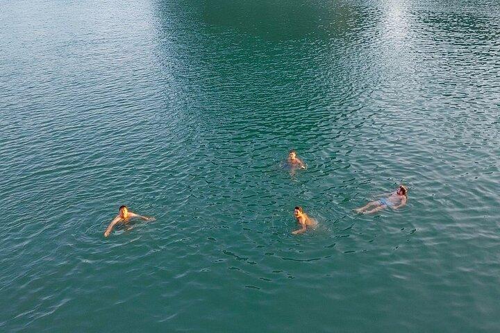 Hanoi : Isla Cat Ba, Pueblo de Viet Hai, Bahía de Lan Ba 2 Días 1 Noche