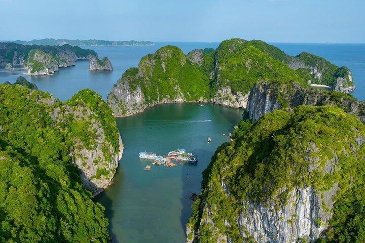 Los mejores tours al atardecer en Lan Ha Bay con natación y kayak
