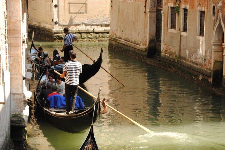 Giro in gondola sul Canal Grande e Gondola GalleryTM