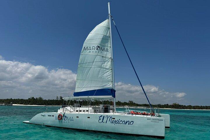 Katamaran krydstogt i Riviera Maya med snorkling og strandklub