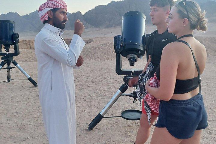 シャルムエルシェイク シナイ砂漠 夕日、星空観察、バーベキューディナー、ショー